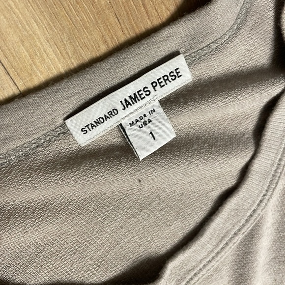 James Perse Long Sleeve Gray T Shirt. Size 1. Graphic on Back. Good condition. - Picture 5 of 7
